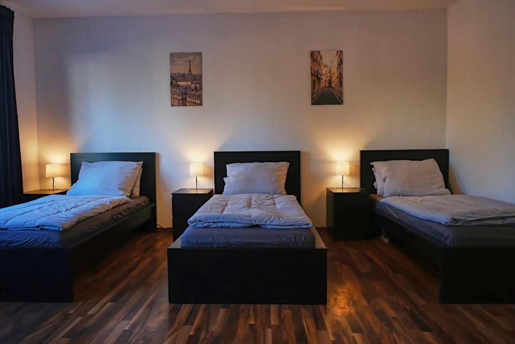 Schoene 4-Bettzimmer Wohnung In Celle Buitenkant foto